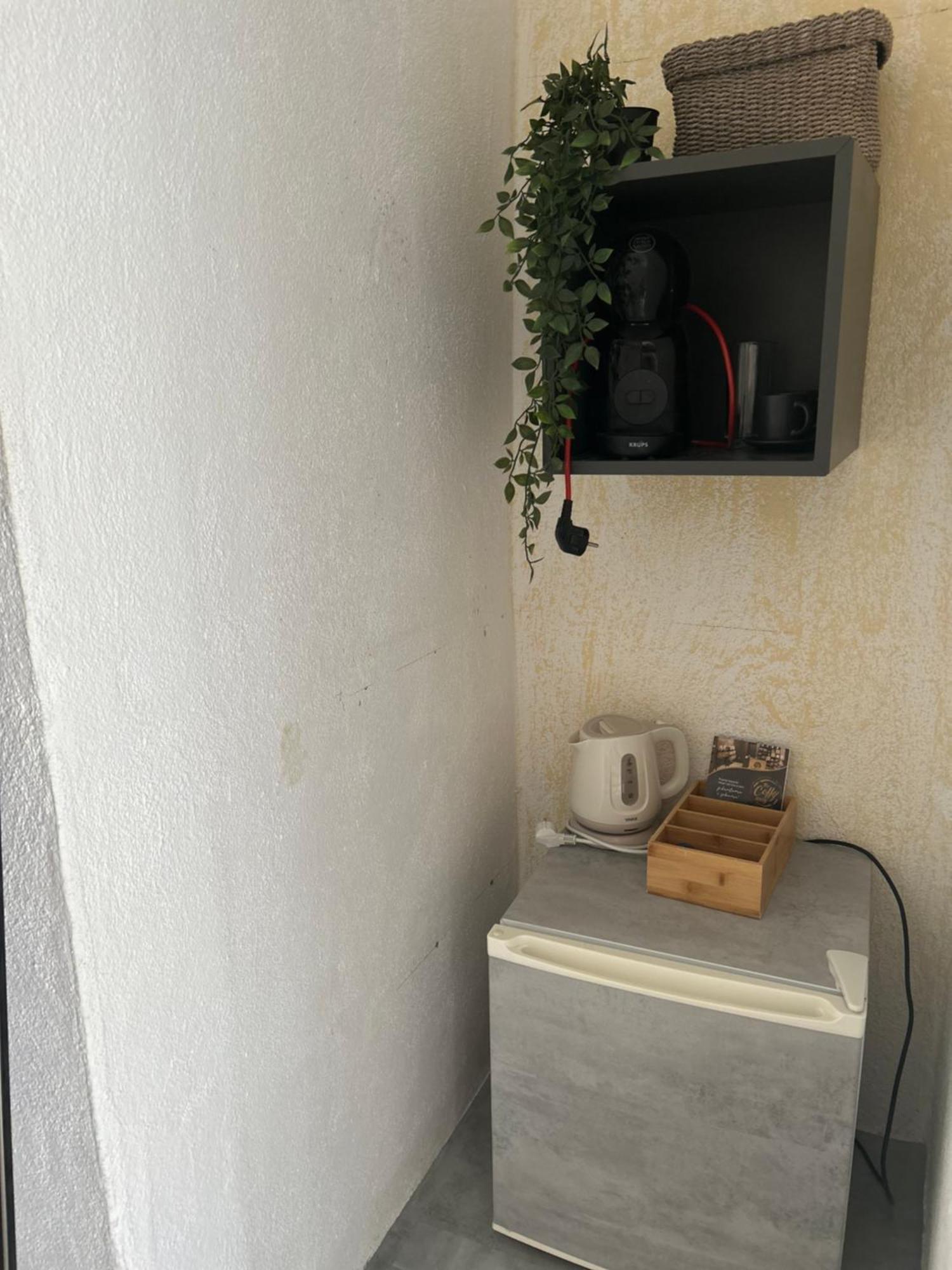 Hotel Soba Za Odmor P&E à Kaštel Štafilić Extérieur photo